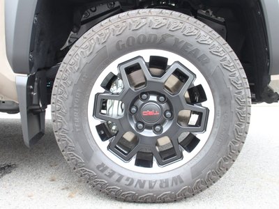 صورة 10 لـ 2026 Toyota TACOMA