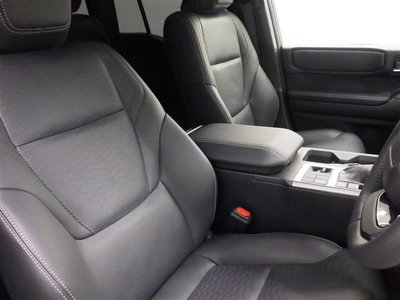 2024 Toyota LAND CRUISER 250 photo 15