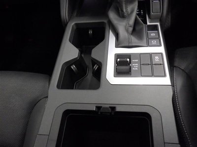 2024 Toyota LAND CRUISER 250 photo 10