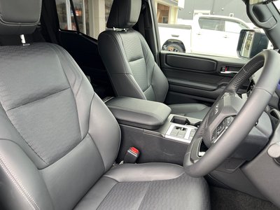 صورة 17 لـ 2025 Toyota LAND CRUISER 250