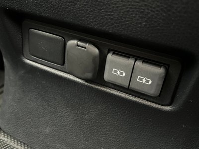 صورة 66 لـ 2025 Toyota LAND CRUISER 250
