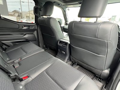صورة 62 لـ 2025 Toyota LAND CRUISER 250