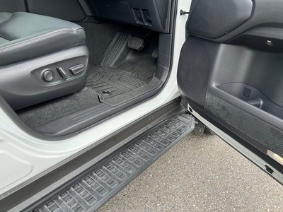 صورة 42 لـ 2025 Toyota LAND CRUISER 250