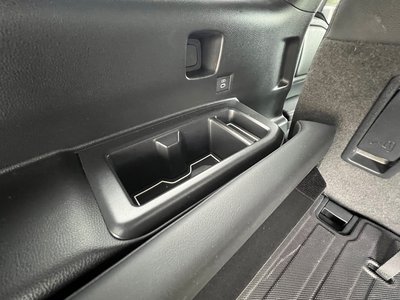 صورة 71 لـ 2025 Toyota LAND CRUISER 250