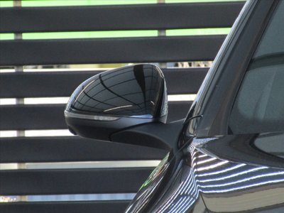 2025 Mercedes-BENZ C-CLASS AMG photo 4