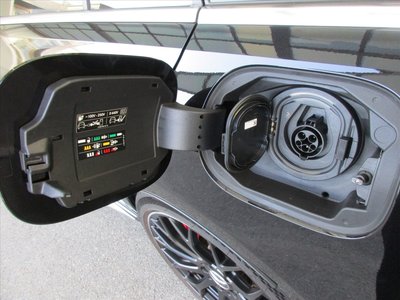 2025 Mercedes-BENZ C-CLASS AMG photo 14