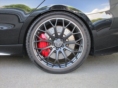 2025 Mercedes-BENZ C-CLASS AMG photo 9