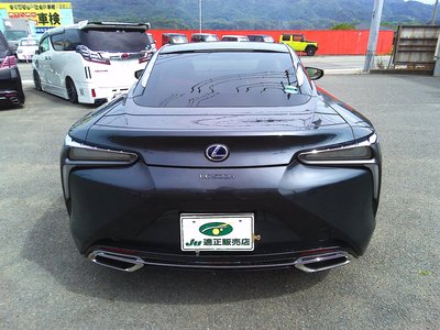 2021 Lexus LC photo 4