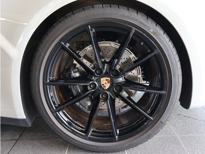 2024 Porsche 911 photo 11