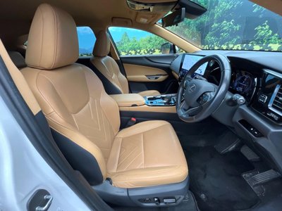 صورة مصغرة 8 لـ 2023 Lexus NX