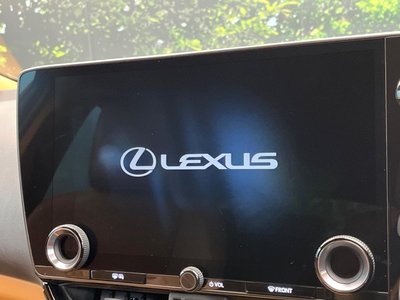 صورة مصغرة 3 لـ 2023 Lexus NX