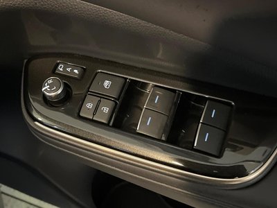 2024 Toyota CROWN SPORT 照片 34