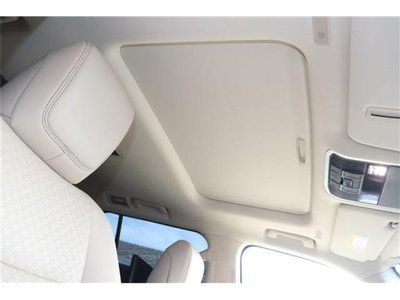 صورة 24 لـ 2022 Toyota LAND CRUISER 300