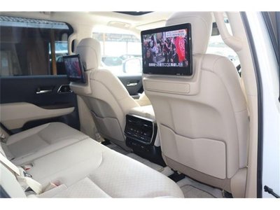 صورة 16 لـ 2022 Toyota LAND CRUISER 300