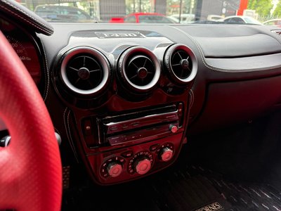صورة 55 لـ 2006 Ferrari F430