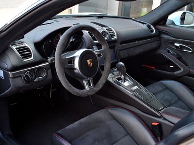 صورة مصغرة 18 لـ 2015 Porsche CAYMAN