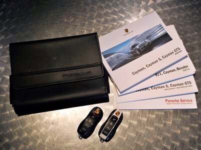 صورة مصغرة 41 لـ 2015 Porsche CAYMAN