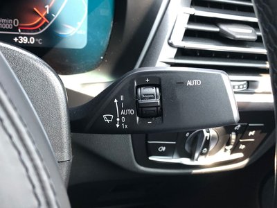 2023 BMW X4 thumbnail 57