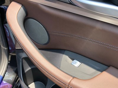2023 BMW X4 thumbnail 76