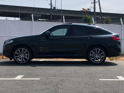 2023 BMW X4 photo 5