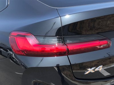 2023 BMW X4 photo 16