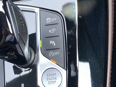 2023 BMW X4 thumbnail 32