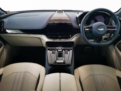 صورة مصغرة 4 لـ 2024 Aston Martin DBX