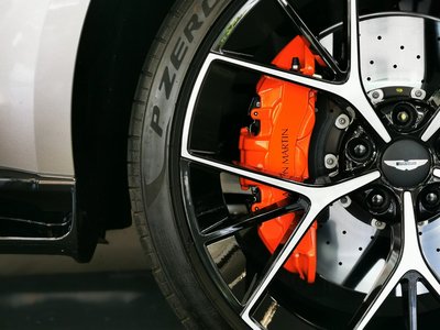 صورة مصغرة 6 لـ 2024 Aston Martin DBX
