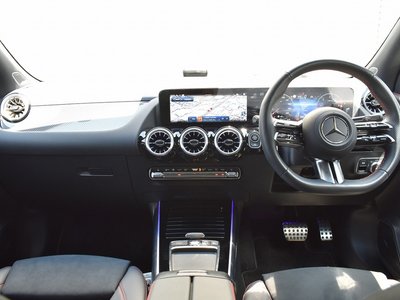 2025 Mercedes-BENZ GLA photo 16