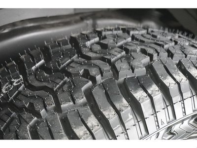 صورة مصغرة 35 لـ 2023 Toyota LAND CRUISER PRADO