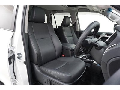 2023 Toyota LAND CRUISER PRADO — фото 8