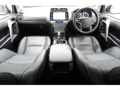 2023 Toyota LAND CRUISER PRADO — фото 3