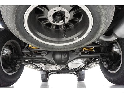 صورة مصغرة 39 لـ 2023 Toyota LAND CRUISER PRADO