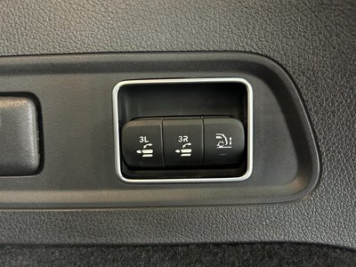 2023 Mercedes-BENZ GLS thumbnail 32
