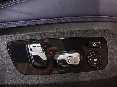 2026 BMW XM photo 53