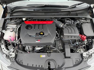 2024 Toyota GR COROLLA — миниатюра 9