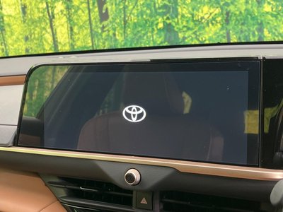 2025 Toyota CROWN ESTATE photo 5
