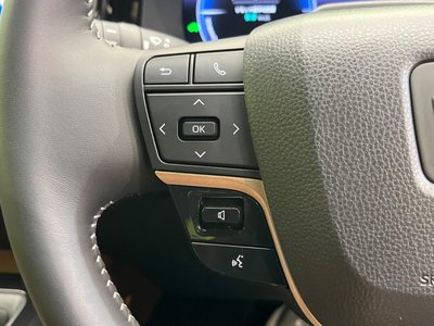 2025 Toyota CROWN ESTATE thumbnail 51