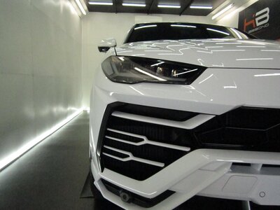 2019 Lamborghini URUS — фото 5
