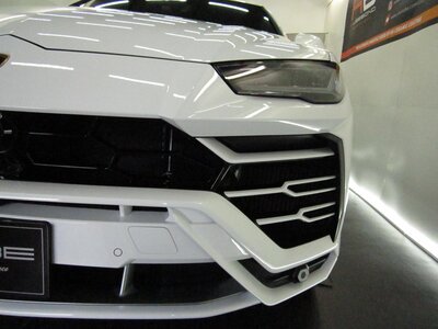 2019 Lamborghini URUS — фото 9
