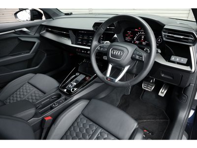 صورة 23 لـ 2022 AUDI RS3 SPORTBACK