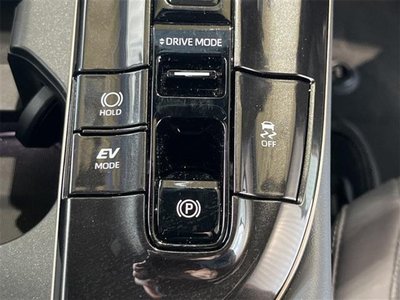 صورة 24 لـ 2025 Toyota CROWN ESTATE