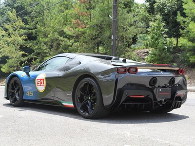 صورة 11 لـ 2022 Ferrari SF90 SPIDER