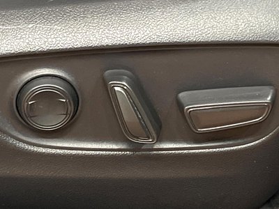 صورة 60 لـ 2024 Toyota LAND CRUISER 250