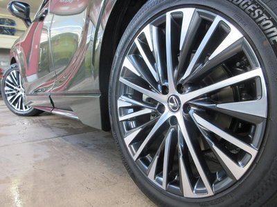 2025 Lexus RX thumbnail 36