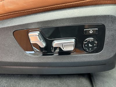 2020 BMW X7 — фото 11