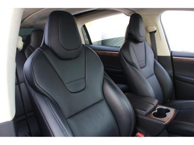 2017 Tesla MODEL X 照片 21