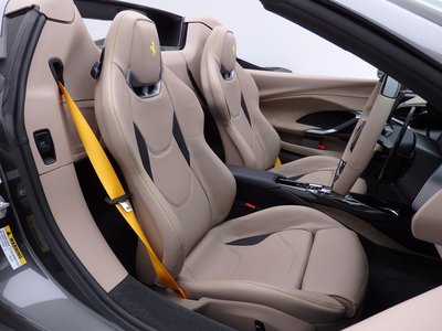 2025 Ferrari 296 GTS photo 12