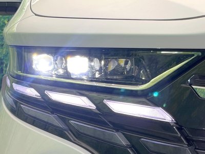 2026 Toyota ALPHARD — фото 13