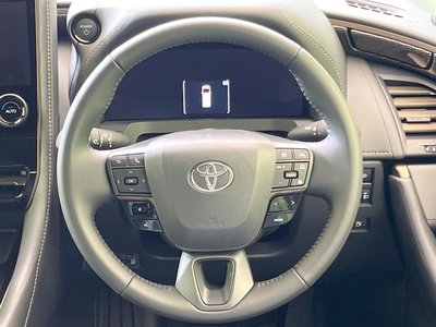 2026 Toyota ALPHARD — фото 12